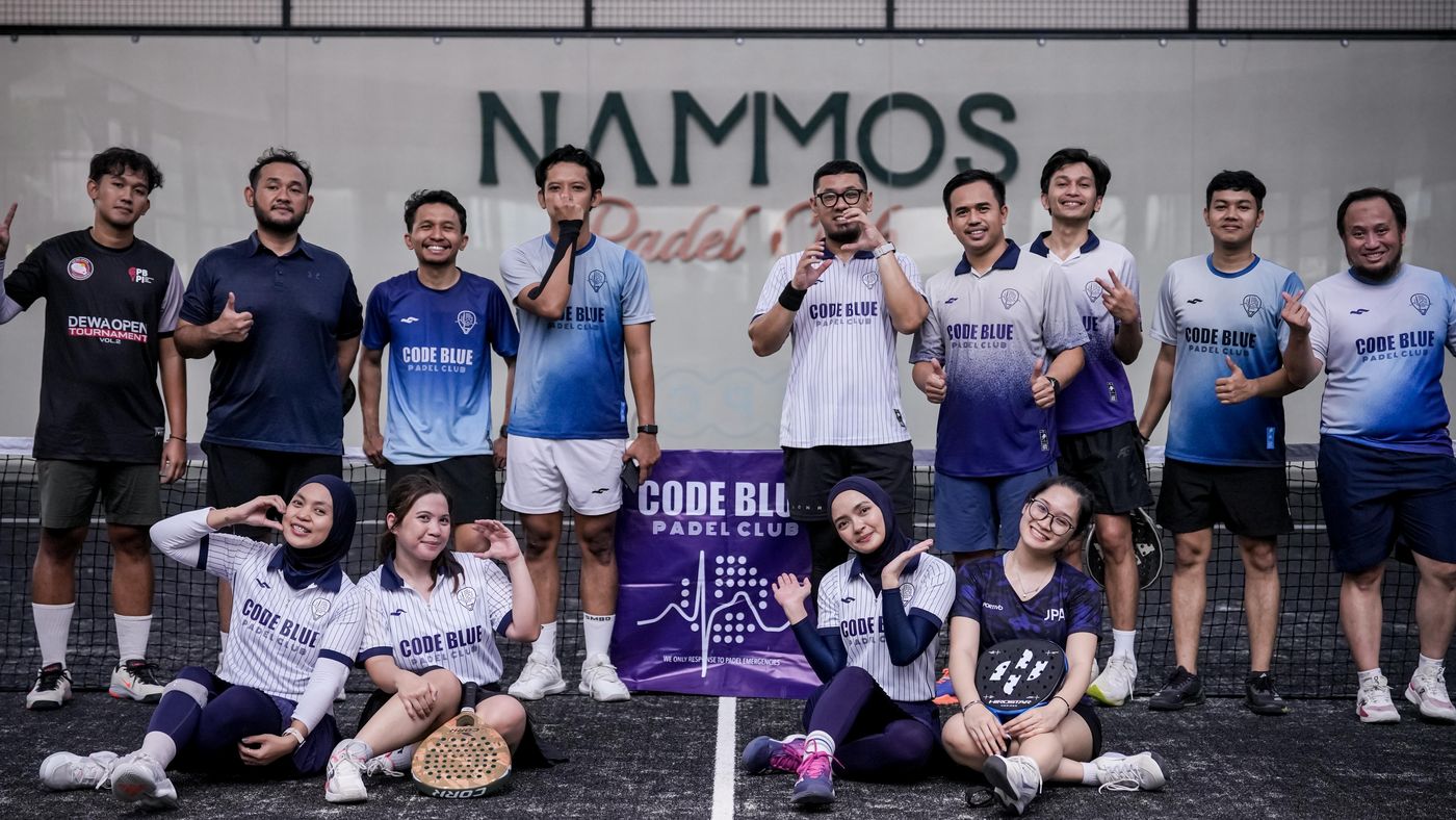Komunitas Code Blue di Nammos Padel Club